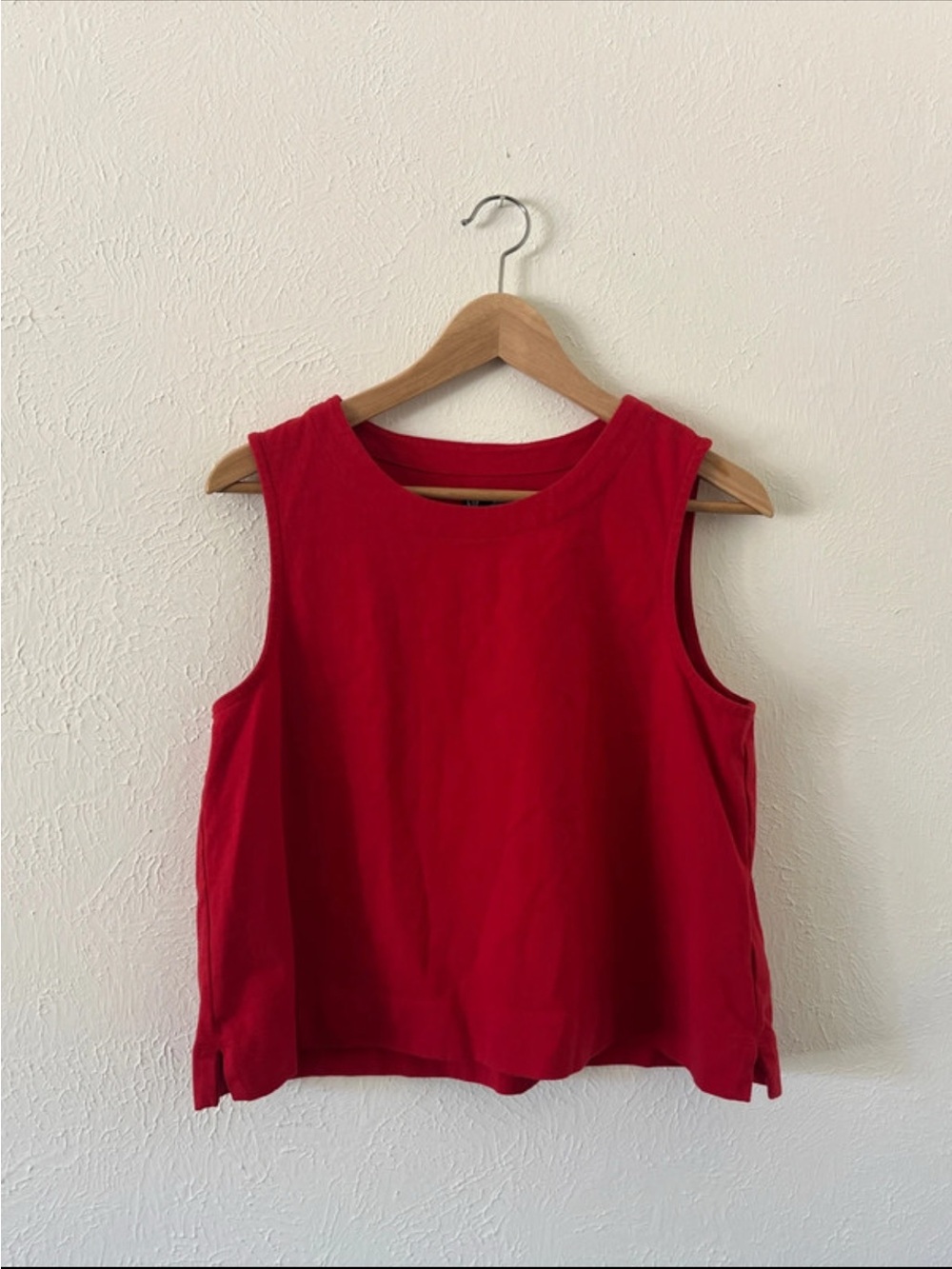 GAP Red Sleeveless Crop Tank Top